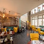 Kilkenny Inn فندق 3*