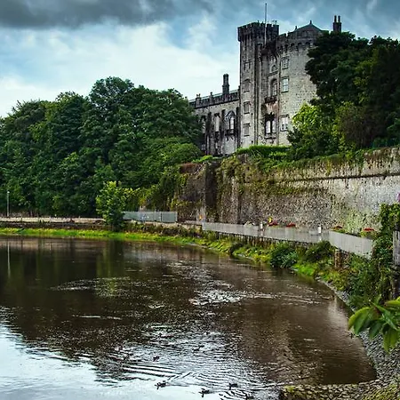 Otel Kilkenny Inn 3*