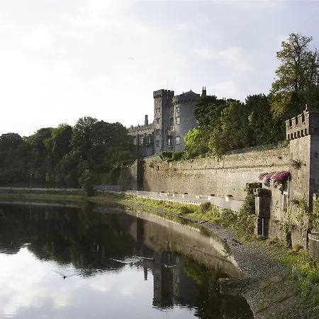 Szálloda Kilkenny Inn